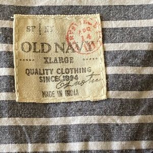 striped white and gray dress shirt long sleeve